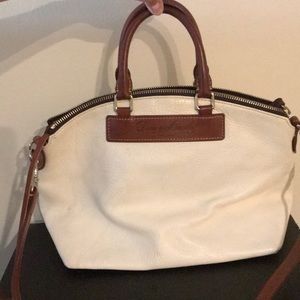 dooney and bourke purse